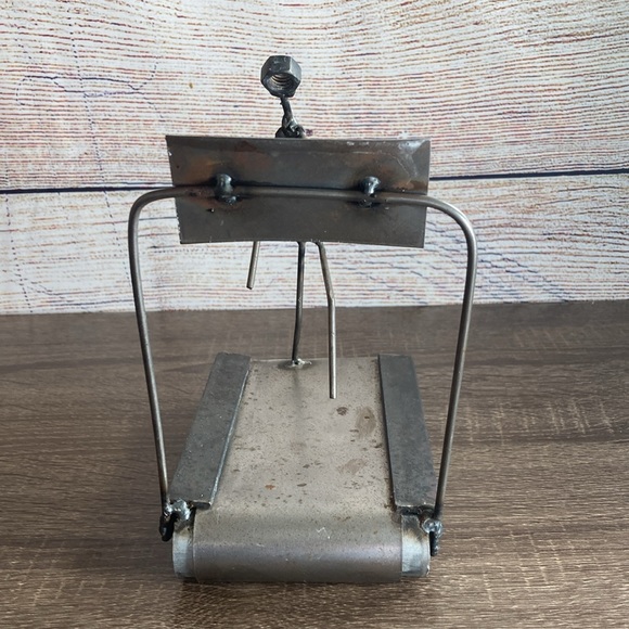 Handmade Recycled Metal Art Runner On Treadmill Art Piece - Picture 5 of 7